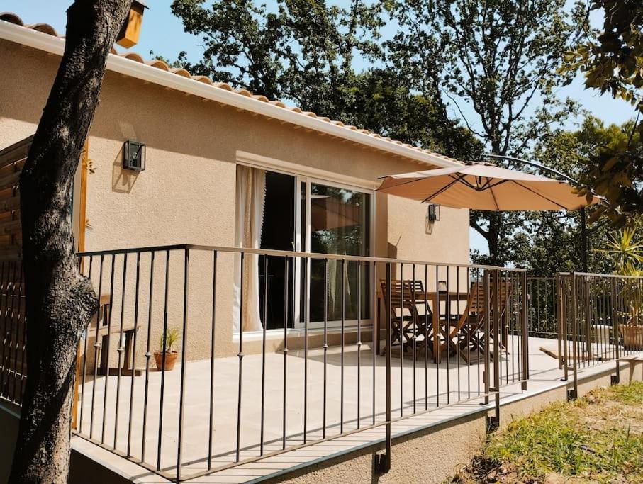 Charmante Maison Avec Jardin Aux Portes Des Gorges De L'Ardeche Saint-Julien-de-Peyrolas Экстерьер фото